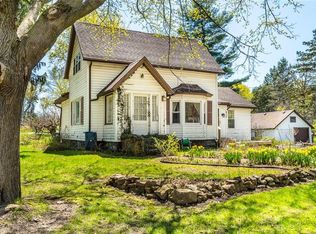 633 Lake Rd, Webster, NY 14580