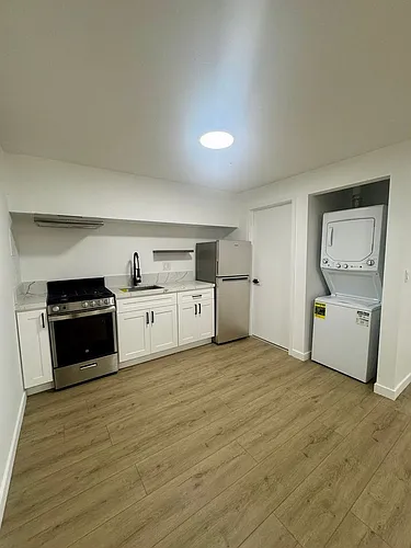 Floor plan 105