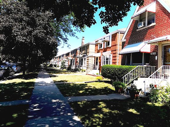 5th image of 3637 S 59th Ct
