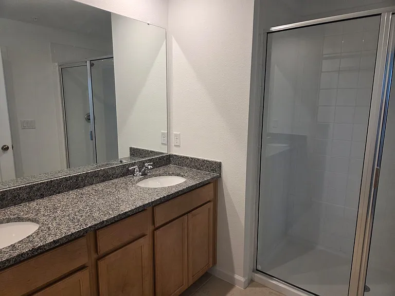 12407 Shipwatch St — Photo 24