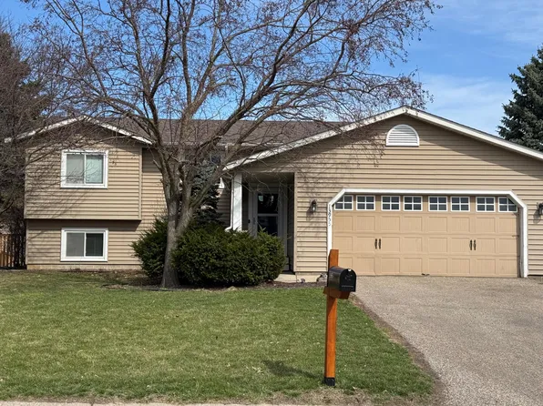 13955 Yosemite Ct, Savage, MN 55378