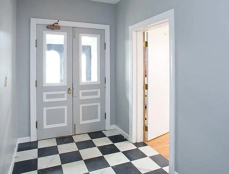 332 Bunker Hill St #1 — Photo 11