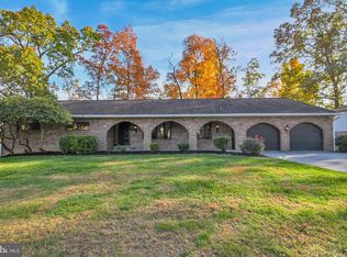 70 Laurel Dr, Hanover, PA 17331