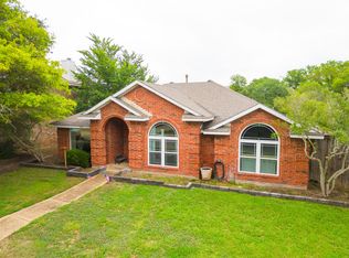 2320 Boardwalk Dr, Mesquite, TX 75181
