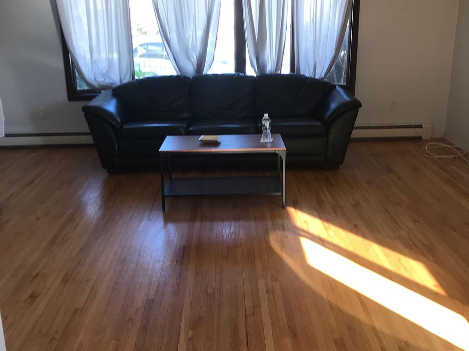 2nd image of 320 Litchfield Ave