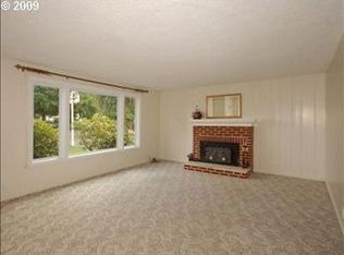 918 66th St, Springfield, OR 97478