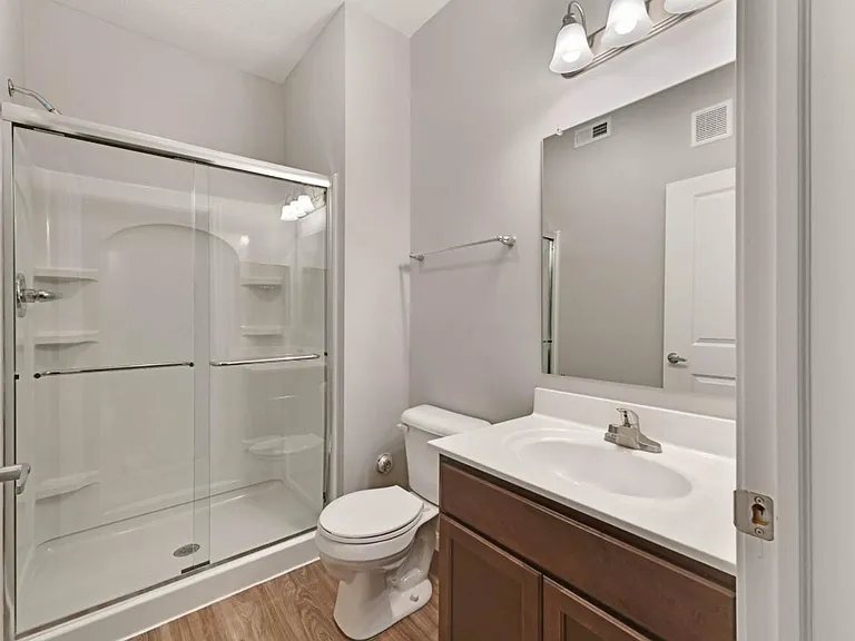 Granby Place Apartments — Photo 14