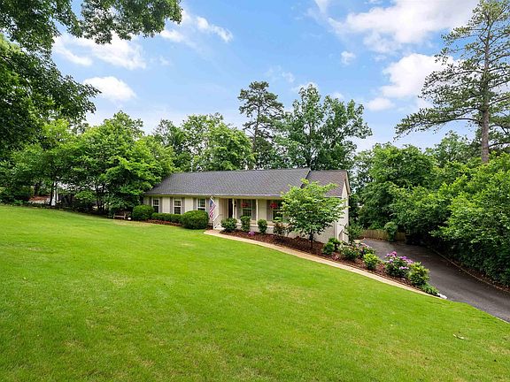 3rd image of 3565 Rockhill Rd