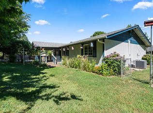 1980 Keldan Ln, Grants Pass, OR 97527