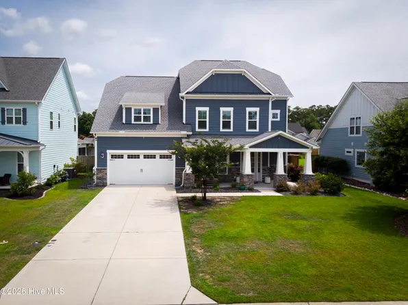 332 Aurora Place, Hampstead, NC 28443