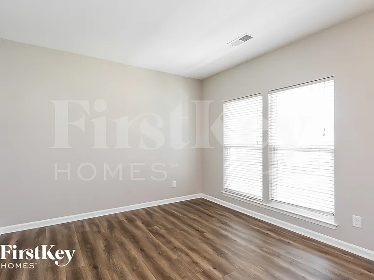 4313 Roundwood Ct — Photo 15
