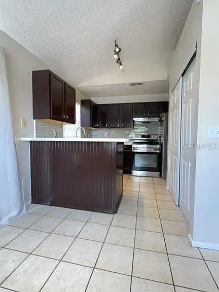 6003 Oleander Dr — Photo 10