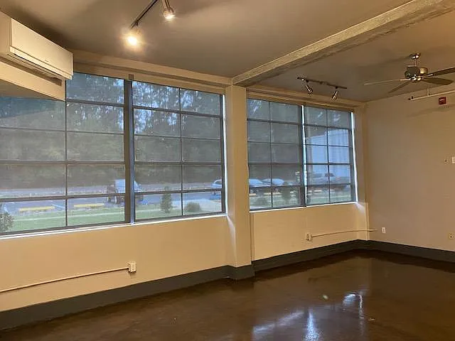 2 bed, $1,650 — Photo 2