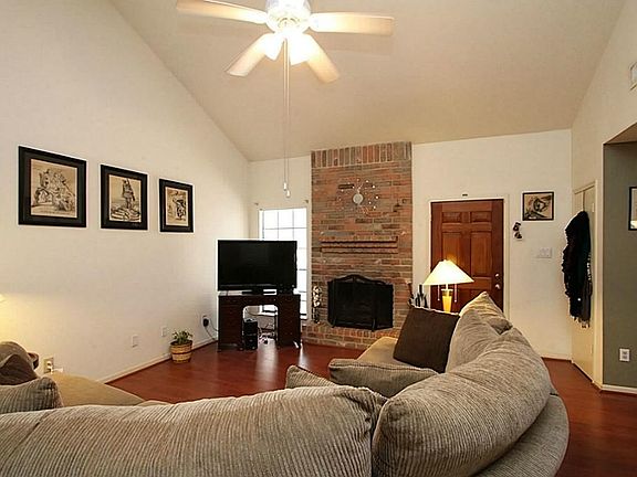 3rd image of 18755 Shannon Glen Ln