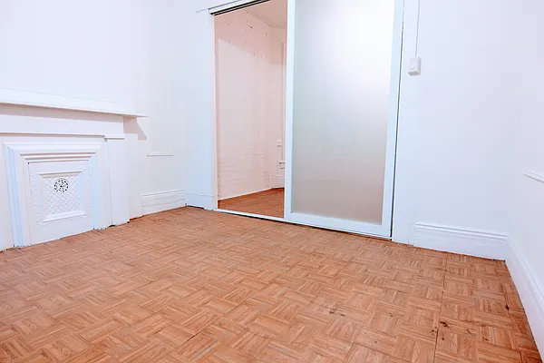 Rented by Voro, LLC | media 17