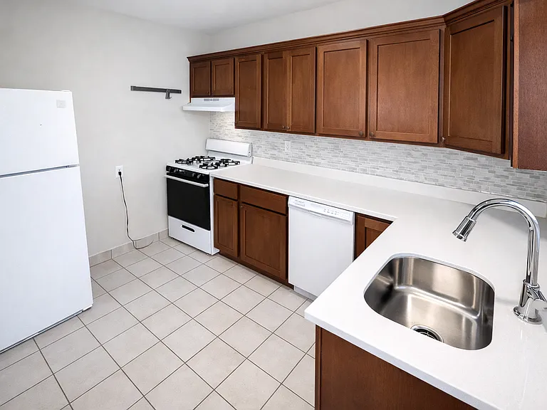6608 Dalzell Pl #6606 — Photo 7
