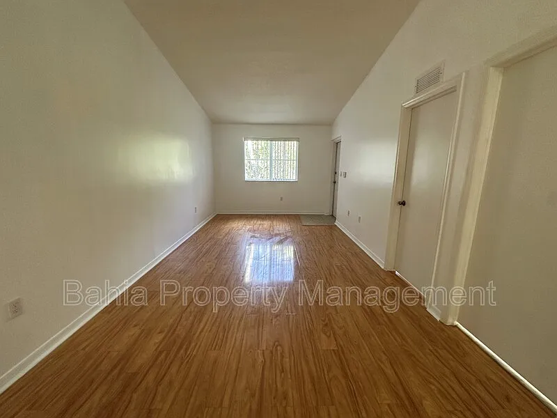 2 bed, 2.0 bath, 815 sqft, $1,700 — Photo 2