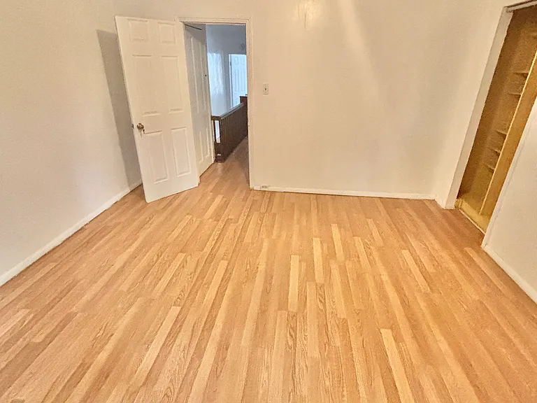 807 Snyder Ave — Photo 15