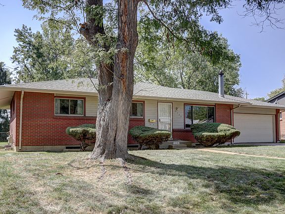 2nd image of 3135 S Winona Ct