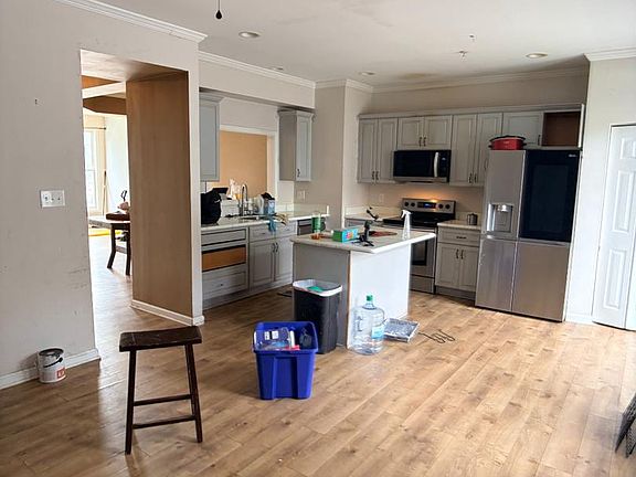 5th image of 10308 Bridle Ct