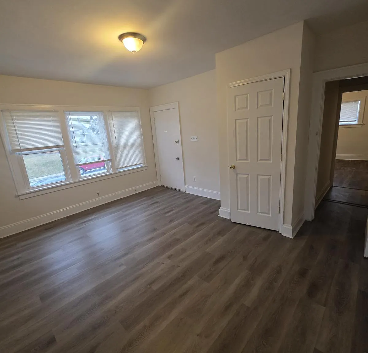 3 bed, 1525 sqft, $1,700 — Photo 4