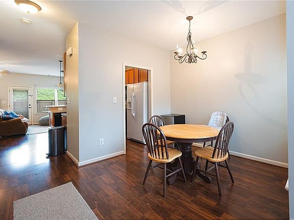 2nd image of 2575 Maple Park Pl #20