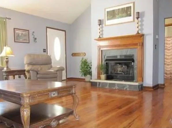 175 Vineyard Dr, Newnan, GA 30265