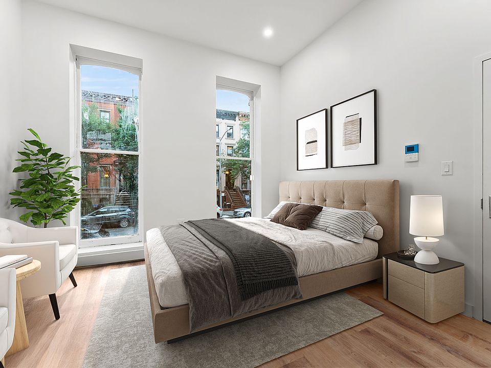1st image of 125 Saint James Pl #2F