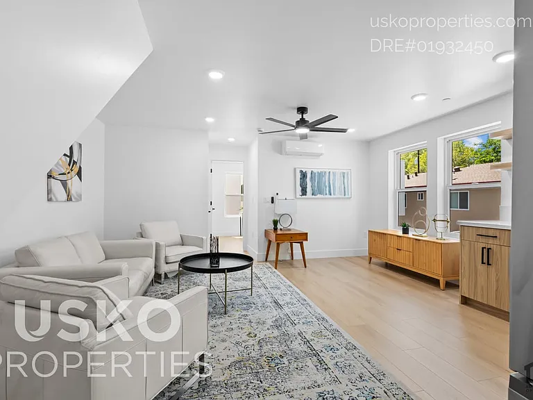 2824 D St — Photo 8