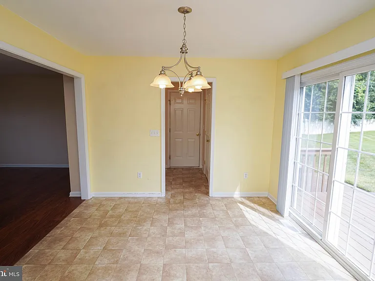 1331 Aspen Dr — Photo 35