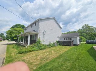 326 Riverside Dr, Smithton, PA 15479