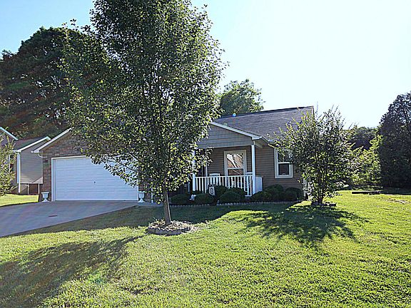 2nd image of 1223 Swan Pond Ln