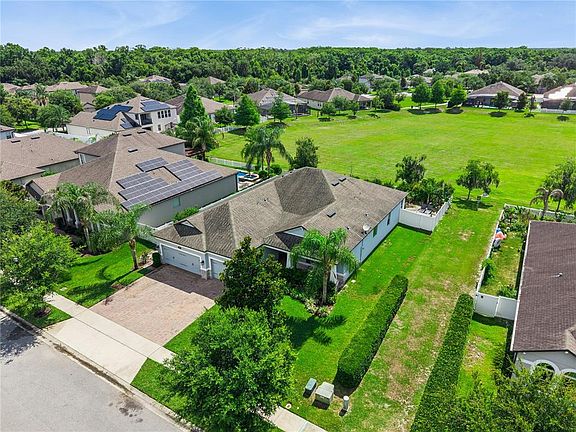 4th image of 695 LEE AVENUE