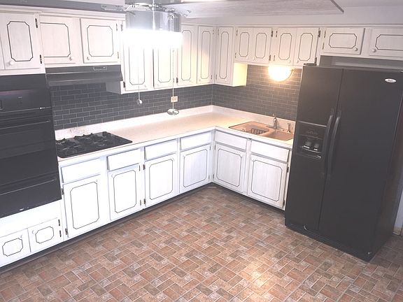 3rd image of 8111 Grand Ave #3N
