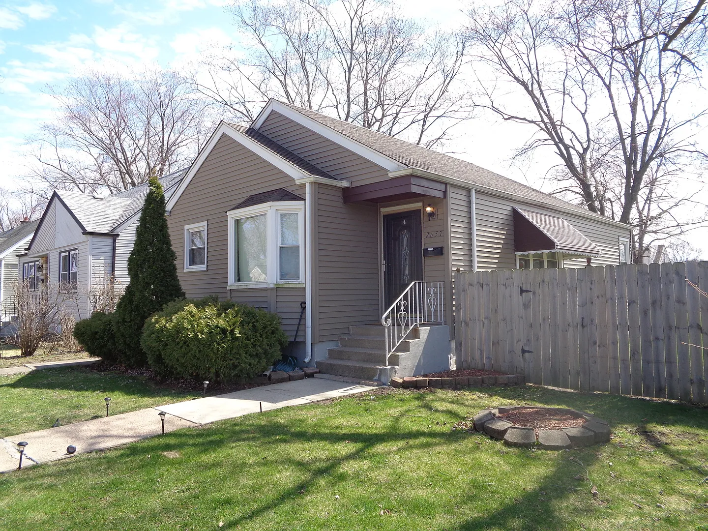 2657 121st Pl photo 1