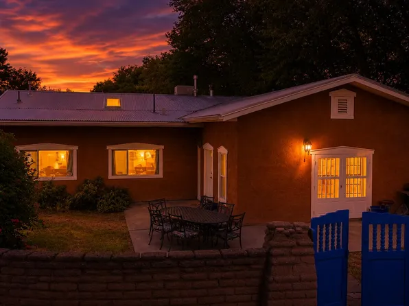 3821 Corrales Rd, Corrales, NM 87048