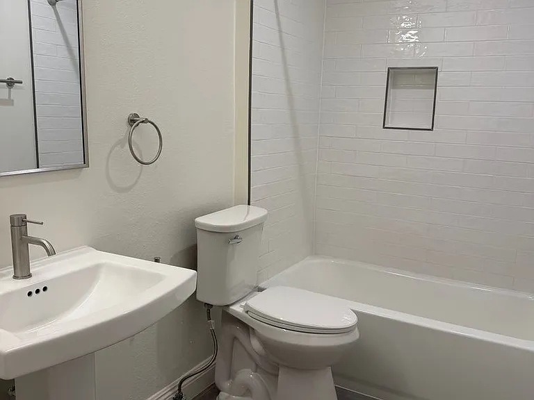 Verdugo Vista — Photo 35