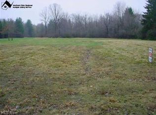 Emery Rd, Chagrin Falls, OH 44022