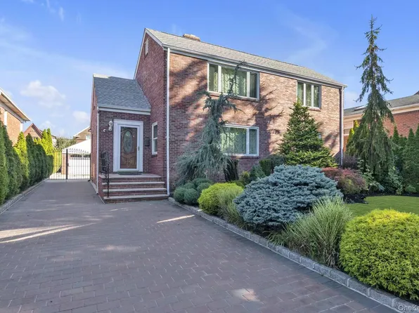 15421 Bayside Avenue, Flushing, NY 11354