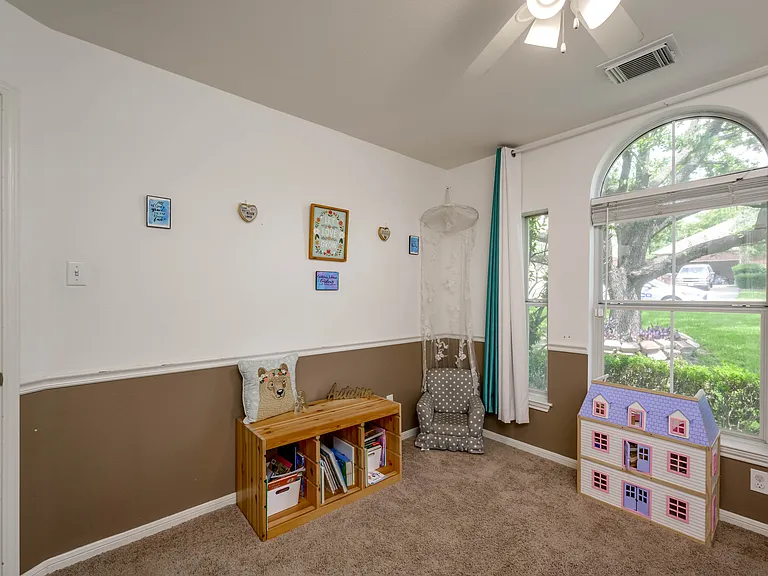 3625 Hawk Ridge St — Photo 24