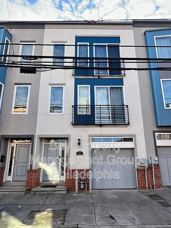 3 bed, 3.0 bath, 1797 sqft, $2,600 — Photo 3
