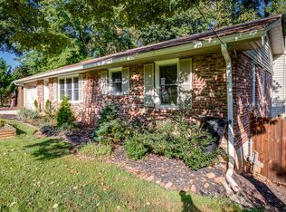 902 Gaylemont Cir, Decatur, GA 30033