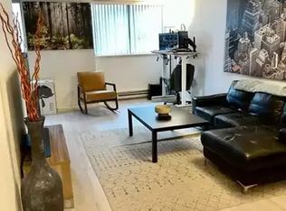1500 Hornby St #406, Vancouver, BC V6Z2R1