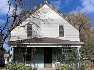 907 E Lincoln Ave, Wellington, KS 67152
