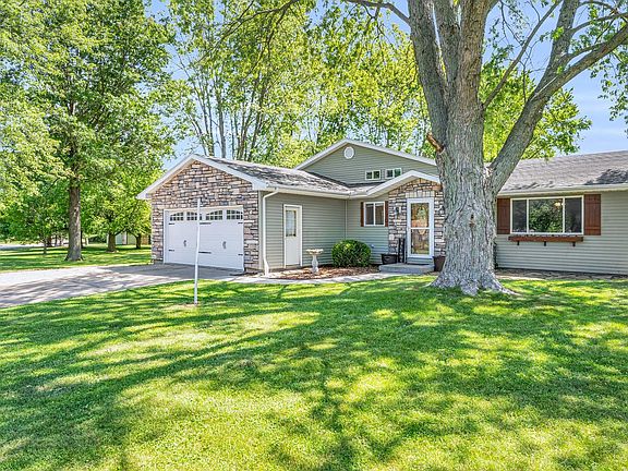 2nd image of 12094 Greenleaf Dr