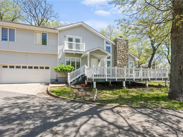 1525 Hawk Island Dr, Camdenton, MO 65065