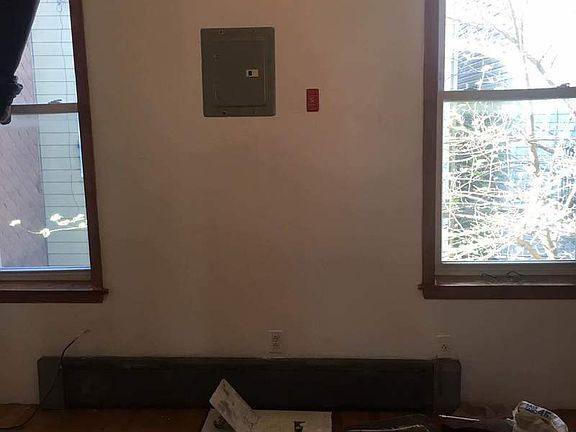 5th image of 37 Bushwick Ave