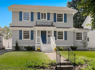 6809 Edgevale Rd, Kansas City, MO 64113