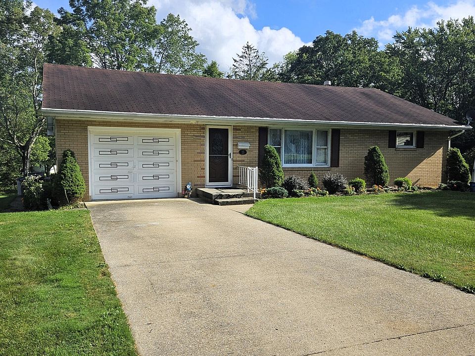 1st image of 15 Elm Dr