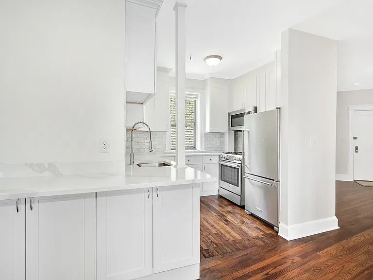 11 Park Dr #22 — Photo 20